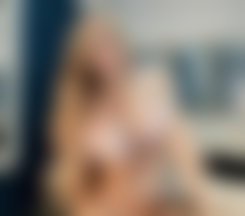 Trans Escorts North London Winchmore Hill - North London - Photos for Restless blonde looking for a kitten